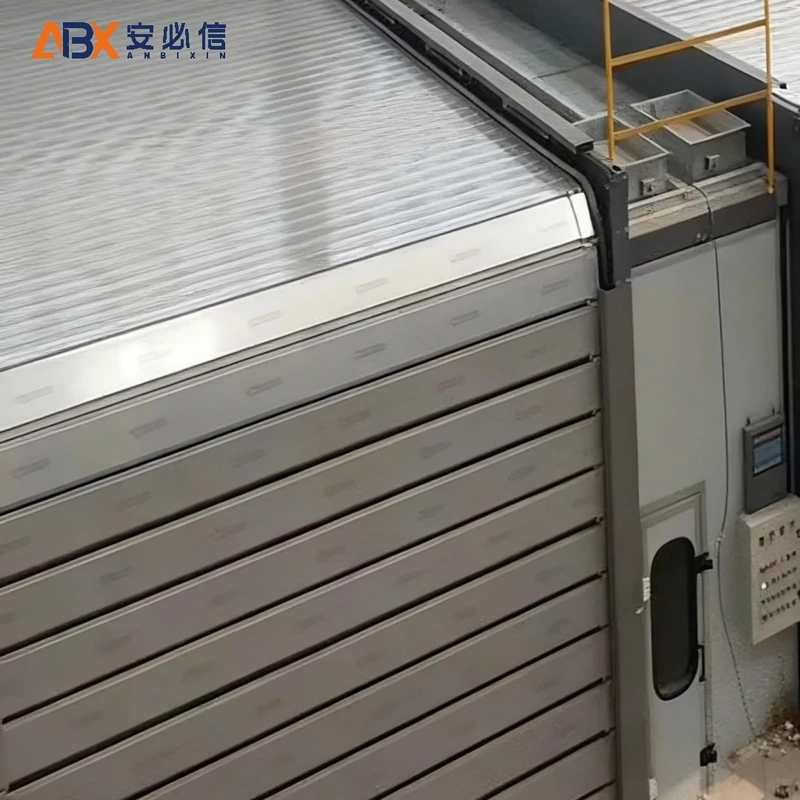 伊春市金属快速门